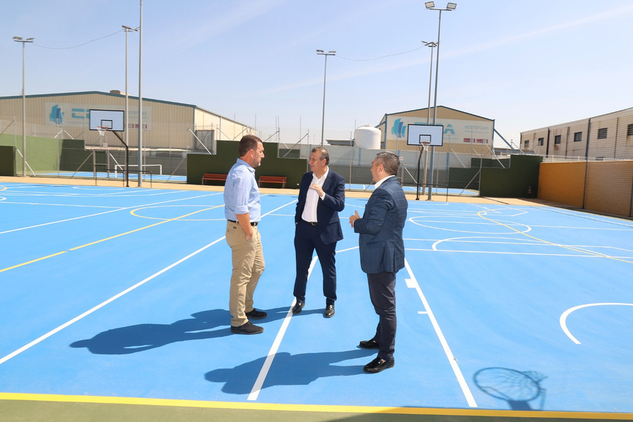 El Polideportivo Antonio Romero, ‘El Negro’ abre sus puertas tras su renovación integral